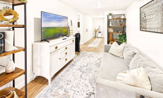 Albany Apartamento | Stay in the center of the Willamette Valley close to wineries