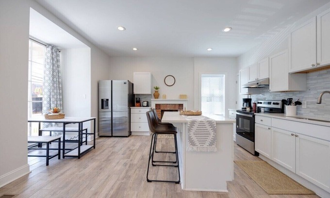 West End Casa | Nashville Luxe w/Fire Pit & King Bed | Book Now!