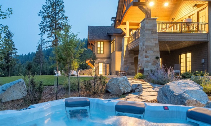 Whitefish Casa | Stay Montana | Lion Mountain Luxury Escape