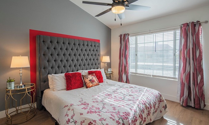 North Scottsdale Apartamento | ※Sport Court※Game Room※King Bed※2 Pools&2 Hot Tub※