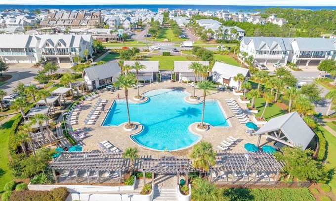 Panama City Beach Casa | Stay on 30A: Sea Eagle, Golf Cart!