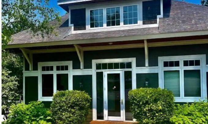 Bay Harbor Apartamento | Stay Small, Be Adventurous!