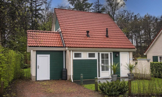 Hellendoorn Casa | Stay with 5 people in this beautiful bungalow