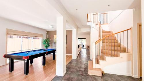 Caroline Springs Casa | StayAU Family Haven Pet-Friendly Caroline Springs
