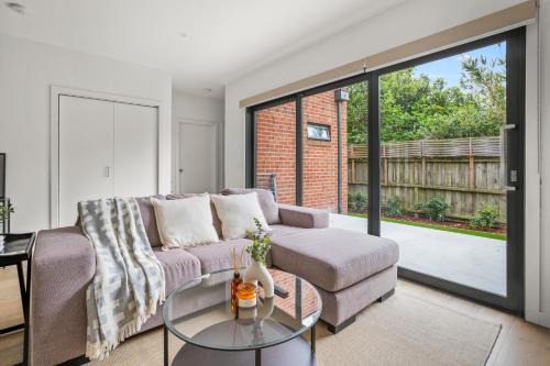 Bayswater North Casa | StayAU Modern 4-bedroom TH Bayswater