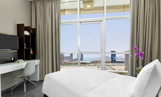 Doha Hotel | Staybridge Suites Doha Lusail by IHG