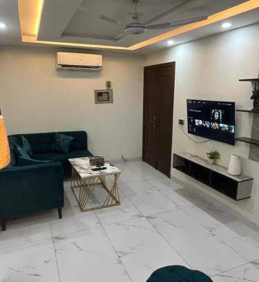 Bahria Town Apartamento | Staycation Apartments