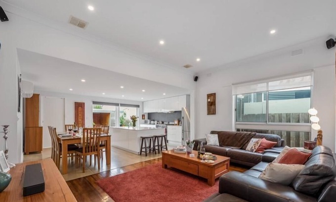 Richmond North Casa | StayCentral - Richmond Residence - 149 Lennox St, Richmond 3121