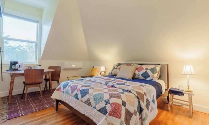 Alphabet Historic District Apartamento | #StayInMyDistrict NWCozy+Central