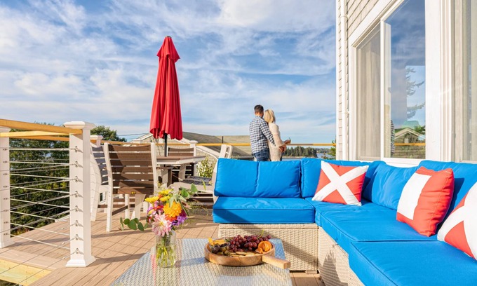 West Southport Cabaña | Steamboat Landing Cottage