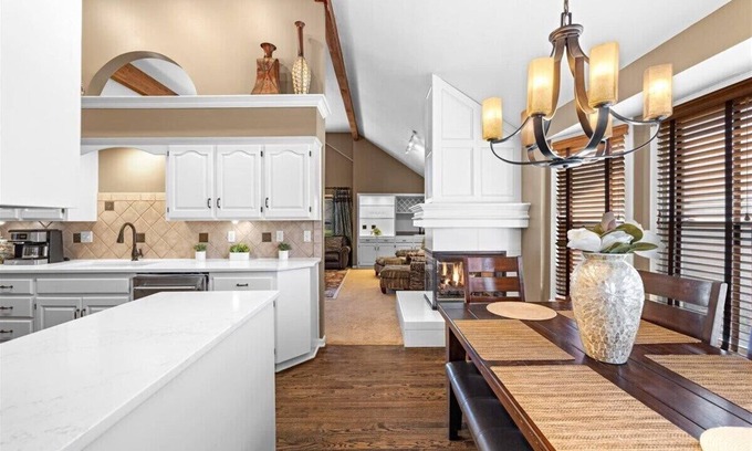 Prairie Point-Wildberry Casa | *SteamShower*Gameroom*Bar*Patio*