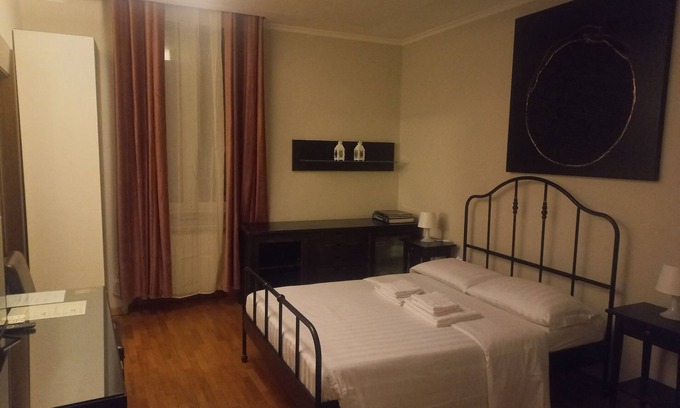 Rione II Trevi Apartamento | Stefano House Apartment Trevi Fountain