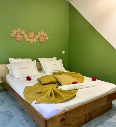 Pamandzi Casa | steila-Day hébergement chambre privée