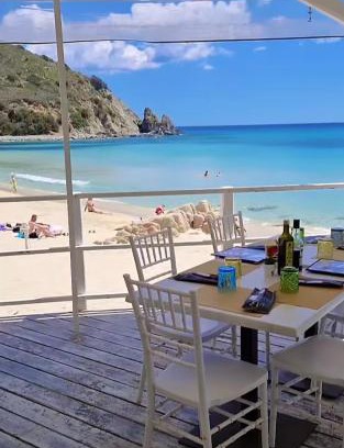 Castiadas Casa | STELLA DORADA VACANZE a soli 5 minuti dal mare, le nostre camere offrono tutto il necessario per la tua vacanza