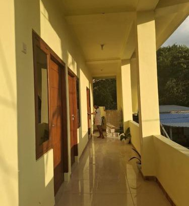 Labuan Bajo Cama Y Desayuno | StellaDellMare Homestay
