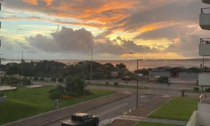 Punta del Este Casa | step from the beach,half bolck to the casino nine block to gorlero ave