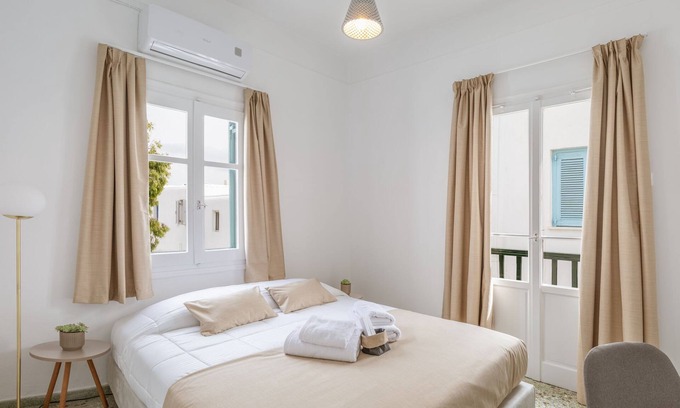 Mykonos Hotel | Step Studio - 5 MINUTES FROM LITTLE VENICE AND WINDMILLS