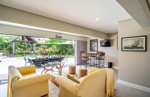 Empangeni Apartamento | Stephen's guest house