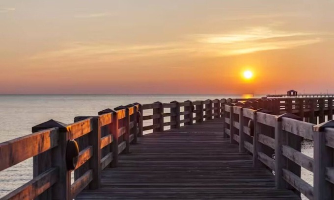 Biloxi Apartamento | 💥👣STEPS 2 BEACH🏖️ / SLEEPS 4 & NEARBY CASINOS🎰