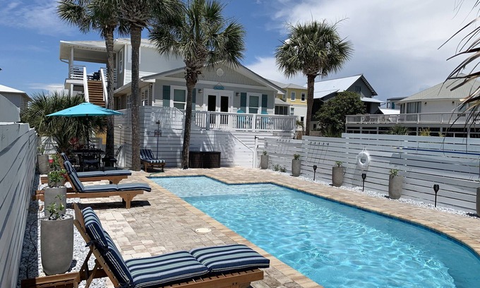 Grayton Beach Casa | Grayton Beach, muy, muy cerca ya solo unos pasos de la playa. Recién remodelado, piscina