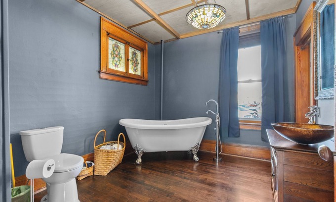 Appleton Casa | Steps from Downtown
