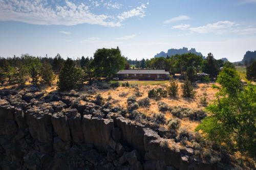 Terrebonne Casa | Steps from Smith Rock in Prime Location