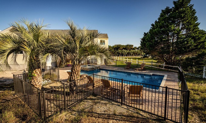 Long Bay Estates Casa | Steps from the ocean