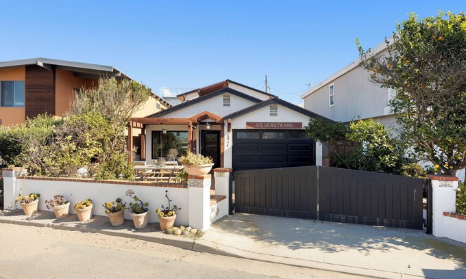 Hollywood Casa | Steps from the Sand – 4BR/3BA Silverstrand Beach House with Ocean Views, Patios