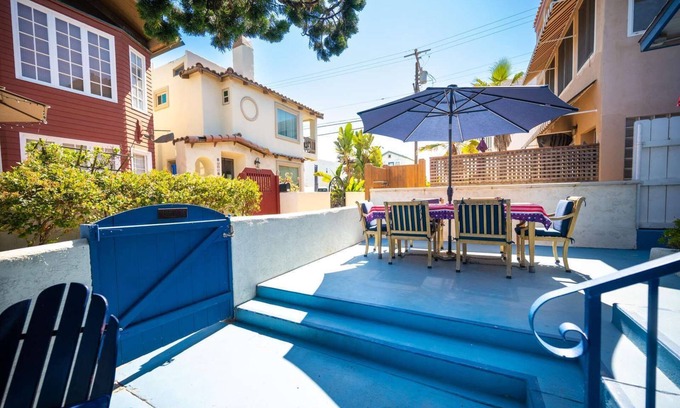 Mission Beach Casa | Steps from the Sand Mission Beach House