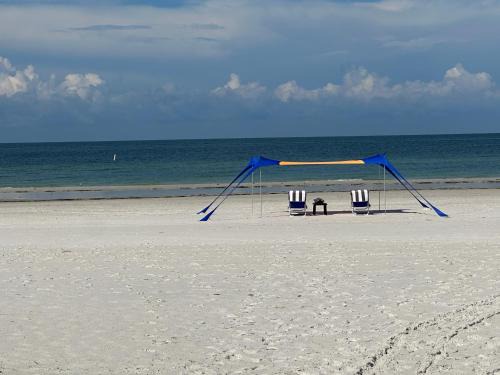 Belle Vista Apartamento | Steps to beach with No Resort Fees and FREE parking 2