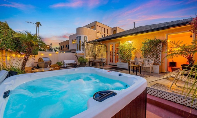 Ventura Casa | 25%OffAug 10-11! Close 2 Beach Great Reviews W/Spa