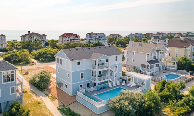 Pine Island Casa | Steps to the beach and loads of community amenities in Pine Island!