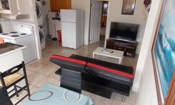 Trincity Apartamento | Stewart Vacation Apt - Trincity, Aeropuerto, Lavadora, Secadora, Oficina, Películas, PremiumTV