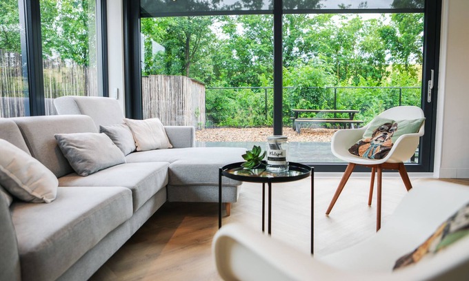 Baarland Casa | Stijlvol Ingerichte Bungalow in Baarland