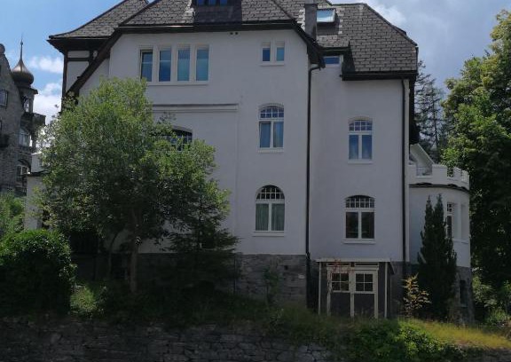 Waldhaus Flims Apartamento | Stilvolle 3-Zimmer Wohnung in Jugendstilvilla