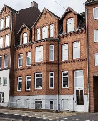 Russee - Hammer Apartamento | Stilvolle Altbauwohnung in zentraler Lage