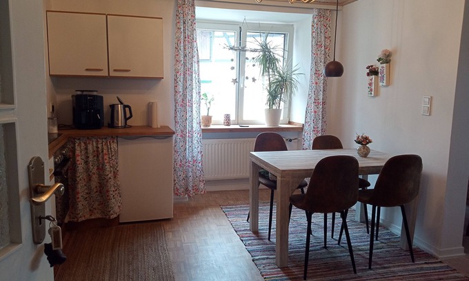 Lommersdorf Apartamento | Stilvolle Fewo Direkt am Dorflädchen!