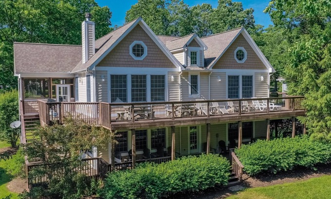 Waterfront Greens Casa | Stilwater Serenity | Indoor Pool, Dock Slip!