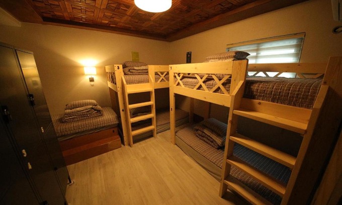 Hapjeong-dong Casa | Stitches House