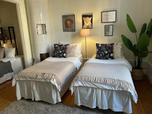 Norrmalm Apartamento | Stockholm Loft Haven 3 Beds in a 1- Bedroom Gem - 917