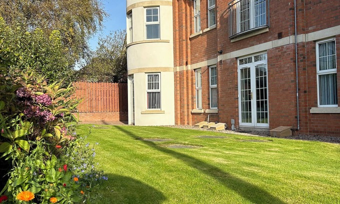 Belfast Apartamento | Stockmans Stay, Belfast. Beautiful 2 bedroom garden apartment