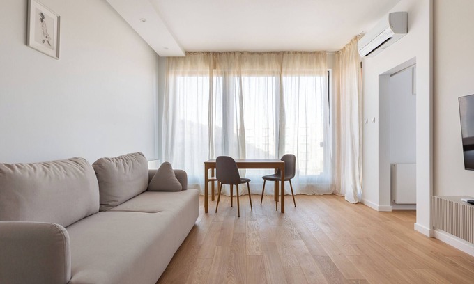 Gdansk City Center Apartamento | Stocznia Serene Riverside Apartment