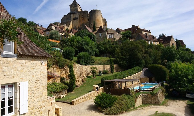 Castelnaud-la-Chapelle Villa | PERIGOURDINE STONE HOUSE IMPRESIONANTE VISTA AL CASTILLO Y LAS COLINAS DE MADERA