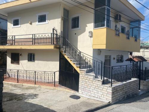 Gjirokaster Apartamento | Stone City Gjirokaster Getaway