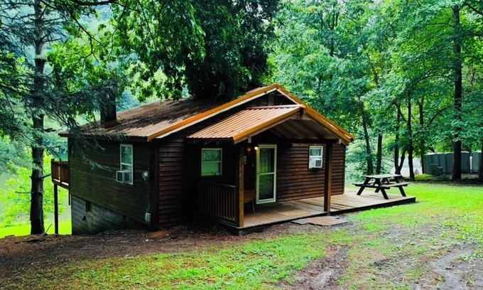 Oak Hill Cabina | Thurmond, New River - Riverside Cottage
