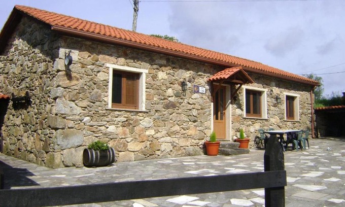 Curtis Casa | Stone Cottage FINISTERRE