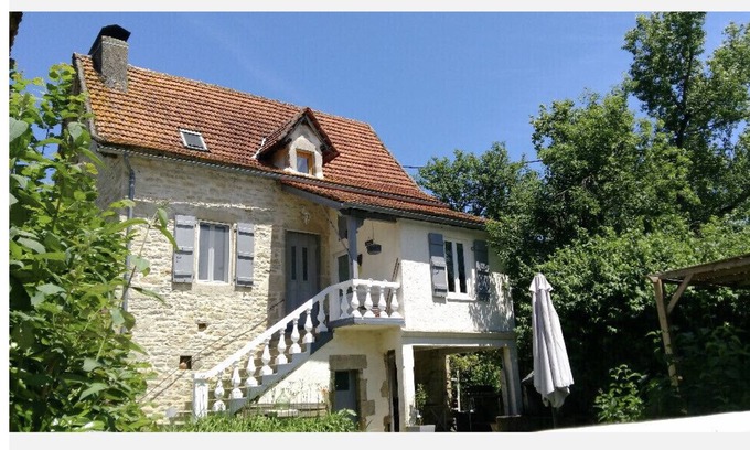 Villeneuve d'Aveyron Casa | CASA DE CAMPO DE PIEDRA "MAS DU ROUSSET"
