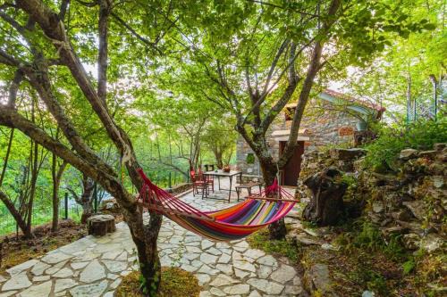 Artemisia Chalet De Esquí | Stone Forest Escape - Cozy Cinema & Starry Sky