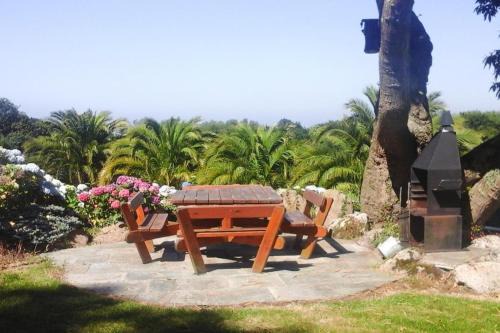 Penvenan Casa | Stone House in Brittany near Sandy Beach