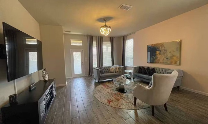 Wetmore Casa | Stone Oak Home Near JW Marriot